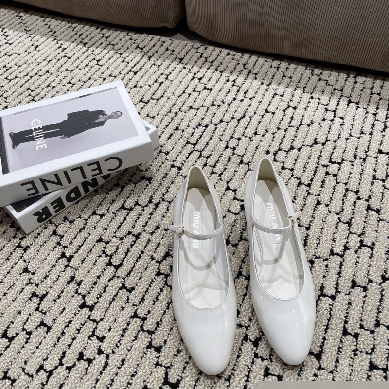 Miu Miu flat shoes